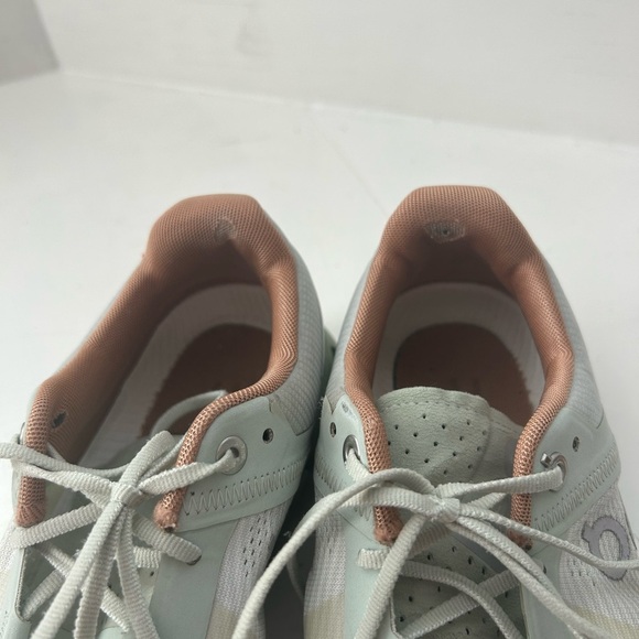 Women’s On Cloudflow Running Shoes Size 8.5 - Picture 5 of 6